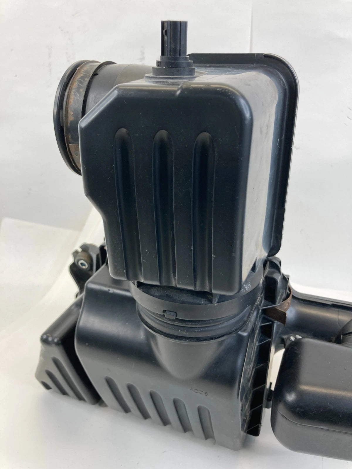 2007 2008 HONDA FIT 1.5L AIR CLEANER INTAKE HOUSING FILTER BOX OEM