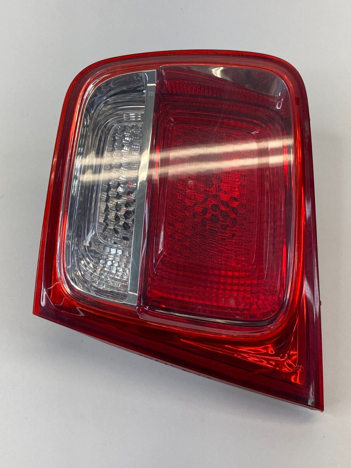 2013-2015 Chevy Malibu Sedan 4-DR Right Passenger Tail Light Lamp Taillight OEM