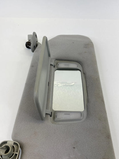 1998-2002 HONDA ACCORD FRONT RIGHT PASSENGER SUNVISOR SUN VISOR W LIGHTS OEM