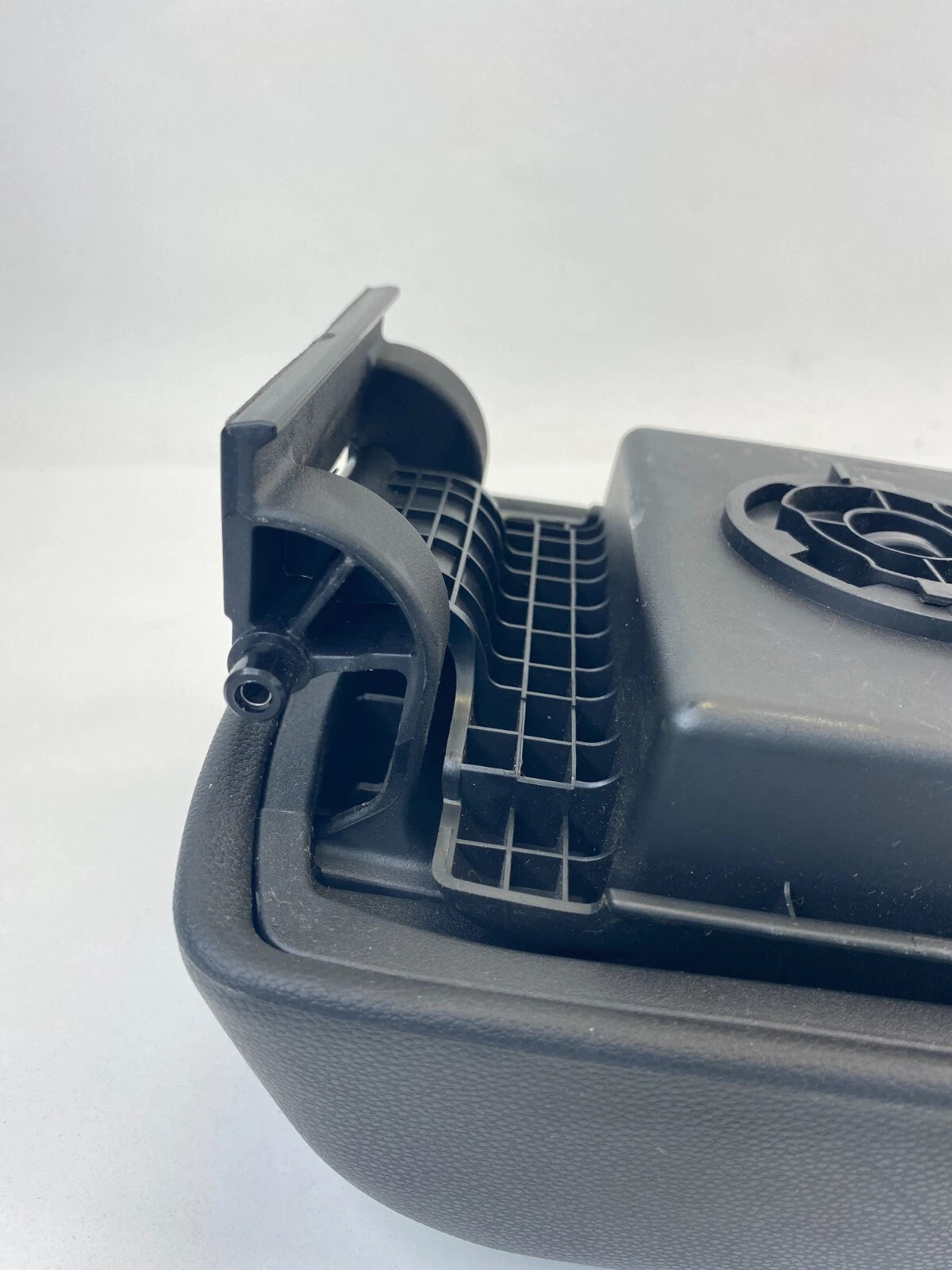 2007 2008 2009 MAZDA 3 MAZDA3 CENTER CONSOLE LID ARMREST ARM REST OEM