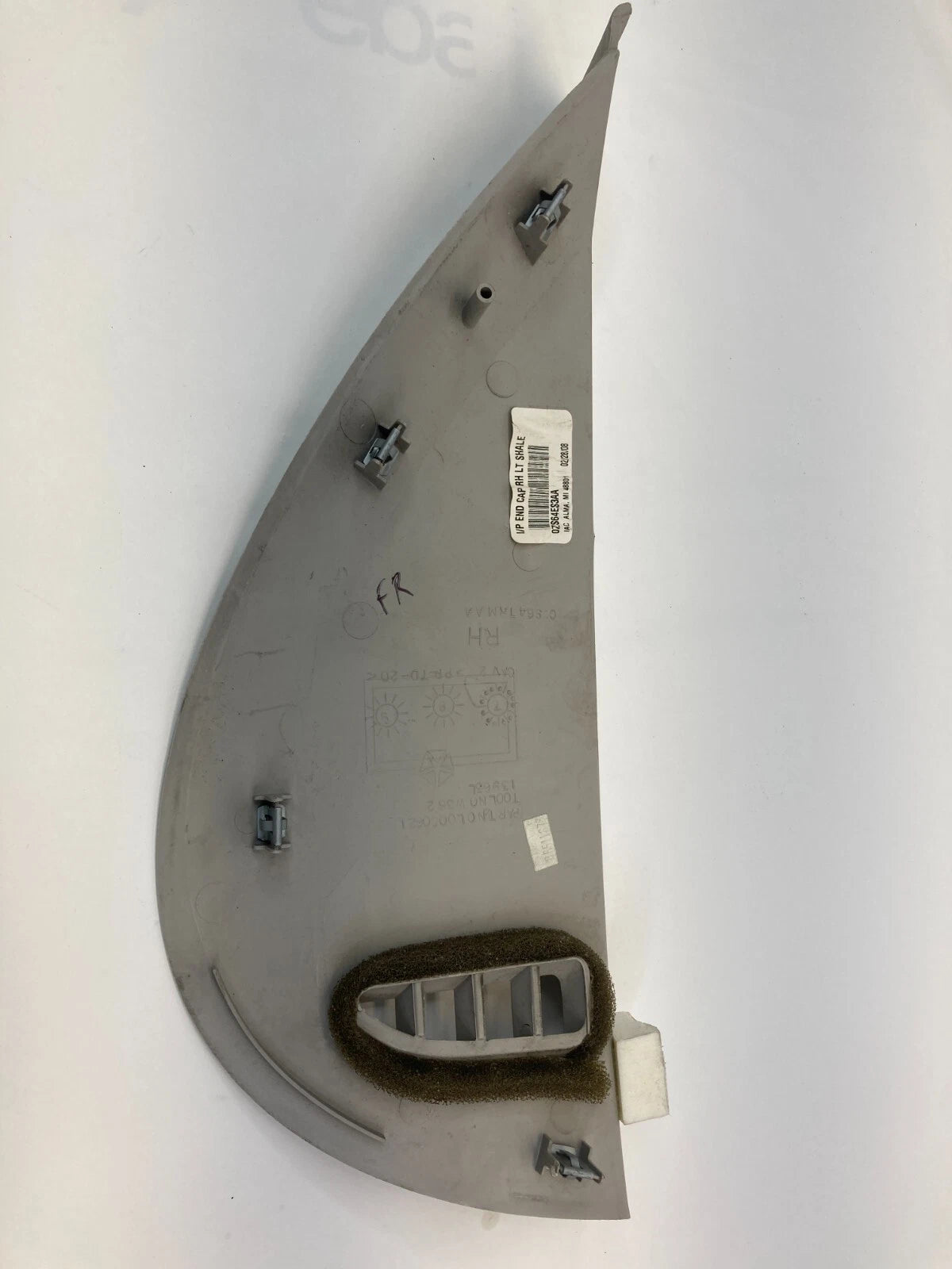 2008-2010 CHYSLER TOWN & COUNTRY DASH RIGHT END CAP COVER TRIM ZS64ES3AA OEM