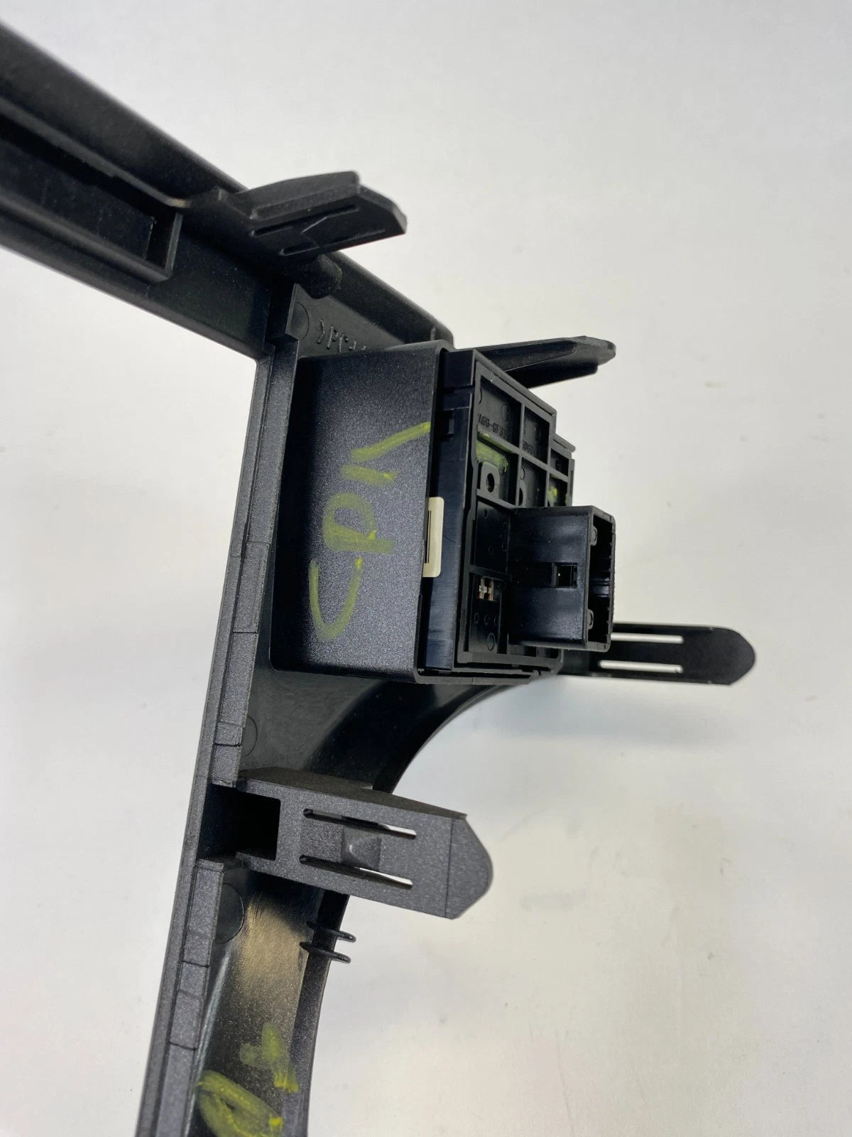 2010-2015 TOYOTA PRIUS CENTER DASH RADIO SCREEN TRIM BEZEL PIECE 55474-47080