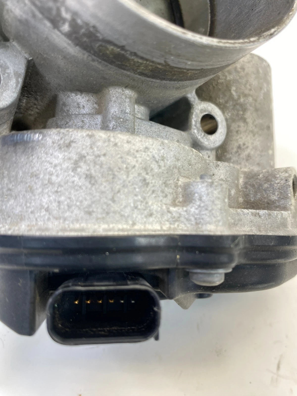 11-19 EXPLORER INTERCEPTOR UTILITY 13-19 TAURUS 3.7L THROTTLE BODY VALVE ASSY