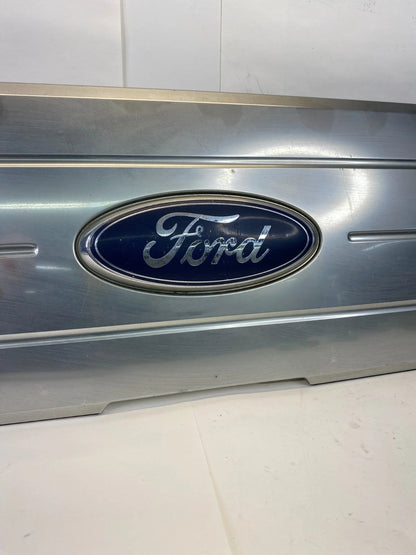 2009-2012 FORD FLEX TRUNK LID HATCH MOLDING TRIM PANEL 8A83-74402A30 OEM