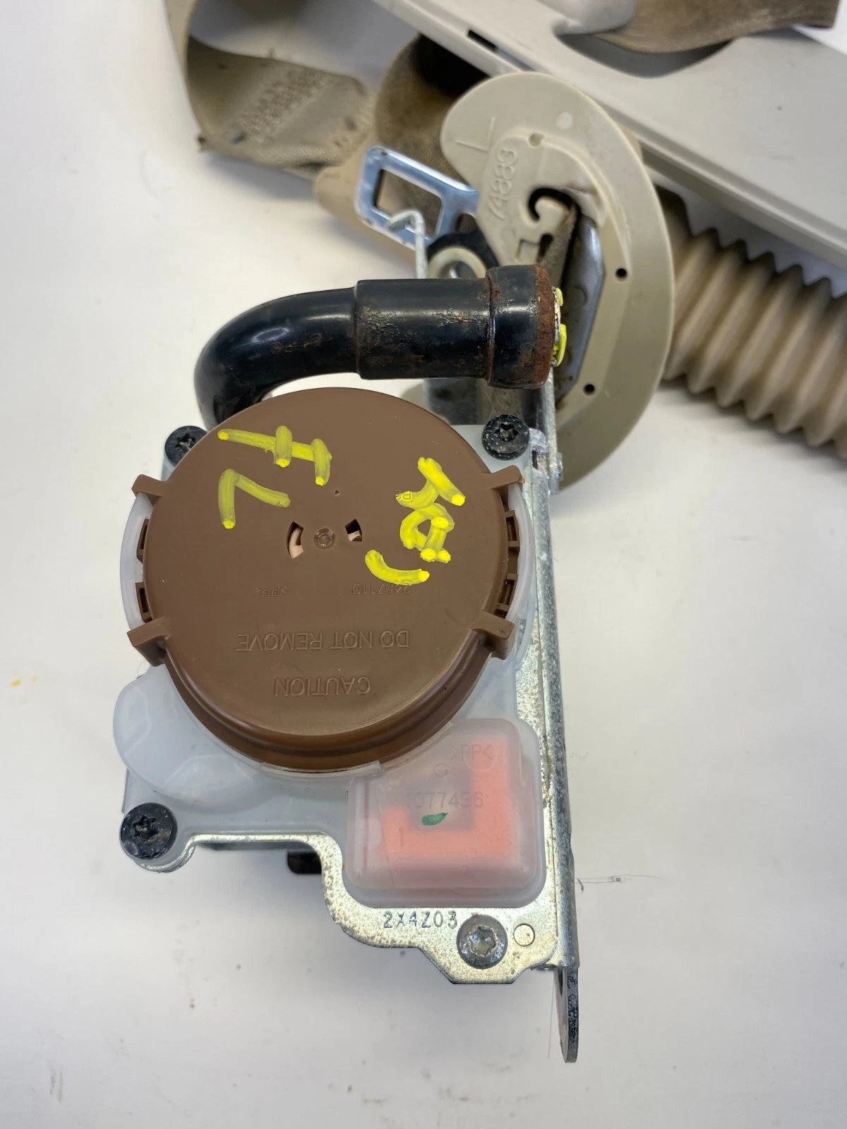 2015-2020 NISSAN PATHFINDER FRONT LEFT DRIVER SEAT BELT RETRACTOR OEM 769883JA0A