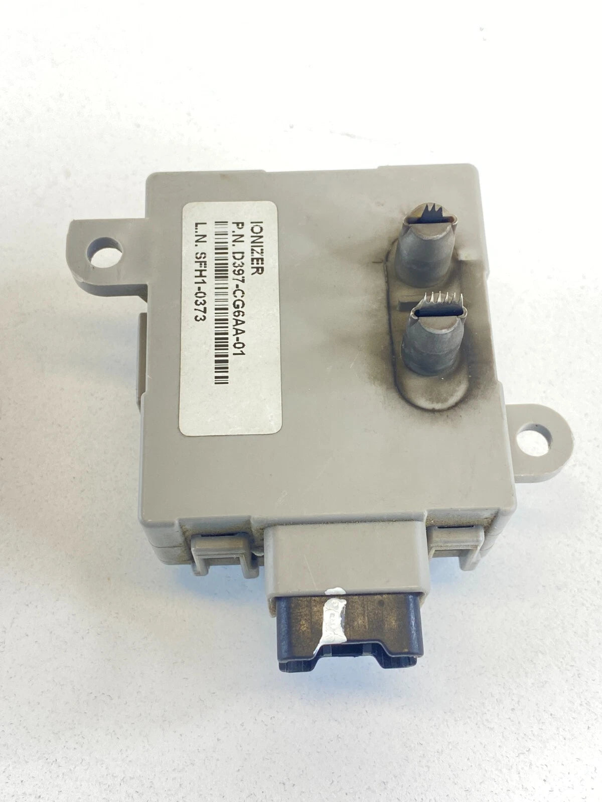 2011 11 HYUNDAI SANTA FE IONIZER CONTROL MODULE RELAY UNIT D397-CG6AA-01 OEM
