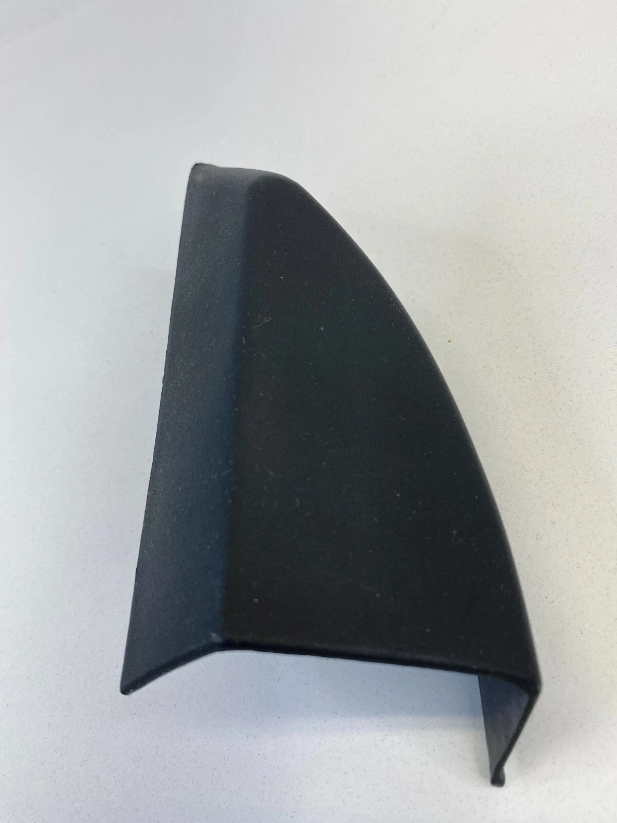 2010-2012 DODGE CALIBER FRONT LEFT DRIVER DOOR INNER MIRROR CORNER COVER TRIM