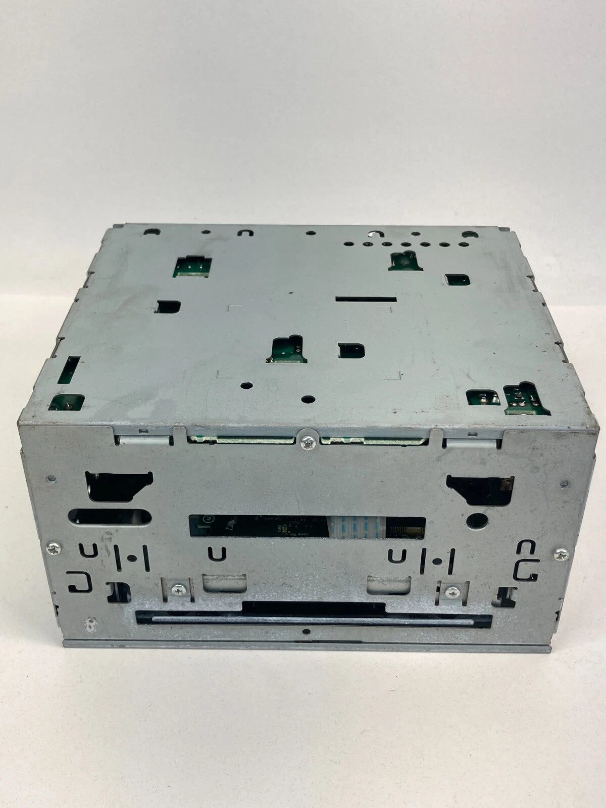 2007-2010 MITSUBISHI OUTLANDER RADIO STEREO AUDIO RECEIVER UNIT 8701A261 OEM