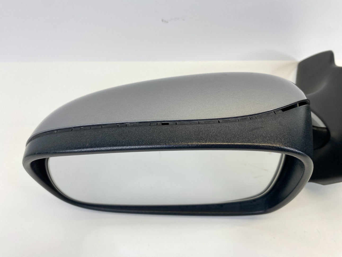 03 04 05 06 07 08 09 Saab 9-3 Front Left Driver Side View Power Mirror E1010725