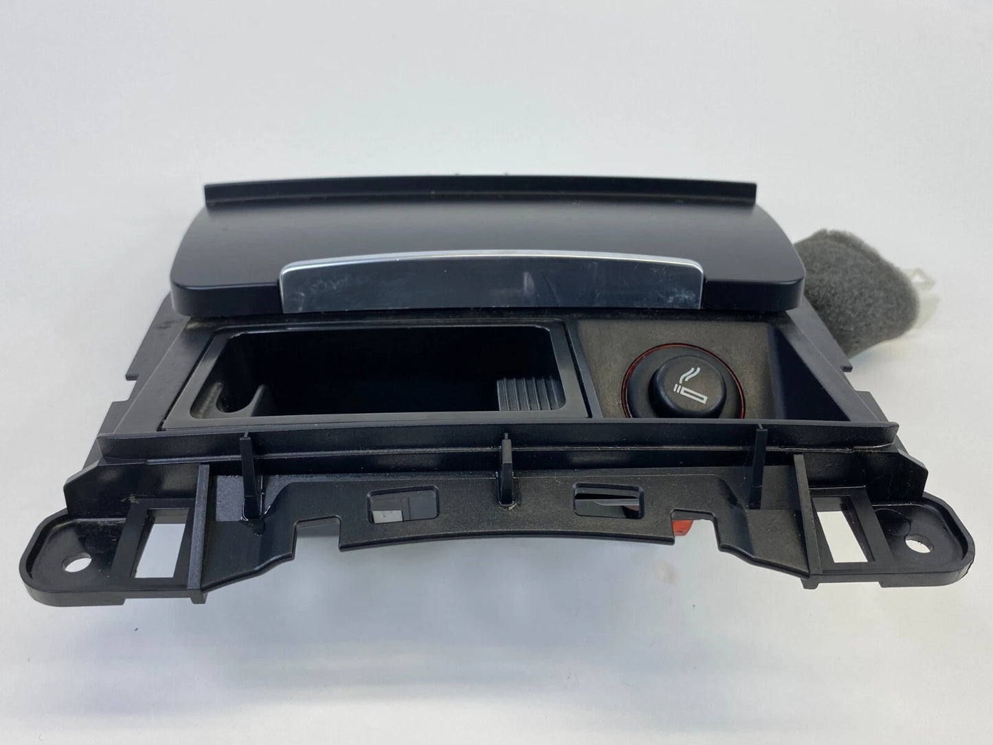 2009-2016 AUDI A4 QUATTRO FRONT CENTER CONSOLE STORAGE ASHTRAY W/LIGHTER OEM