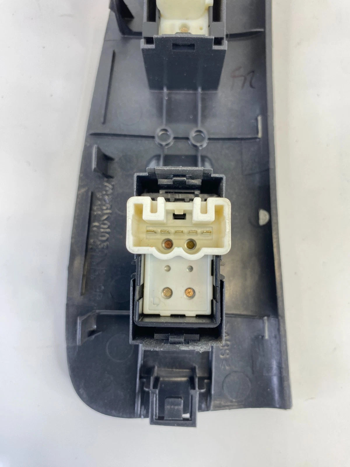 2005-2008 Pontiac Vibe Front Right Passenger Window Switch OEM