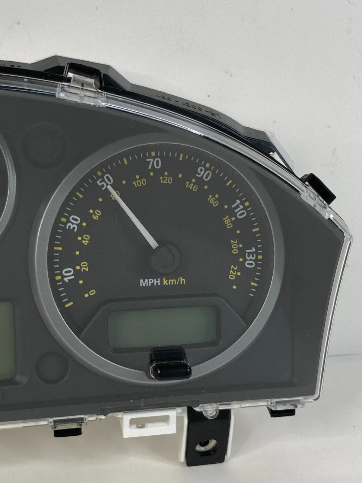 08 09 LAND ROVER LR2 3.2L L6 SPEEDOMETER GAUGES CLUSTER 176K MILES LR009327 OEM