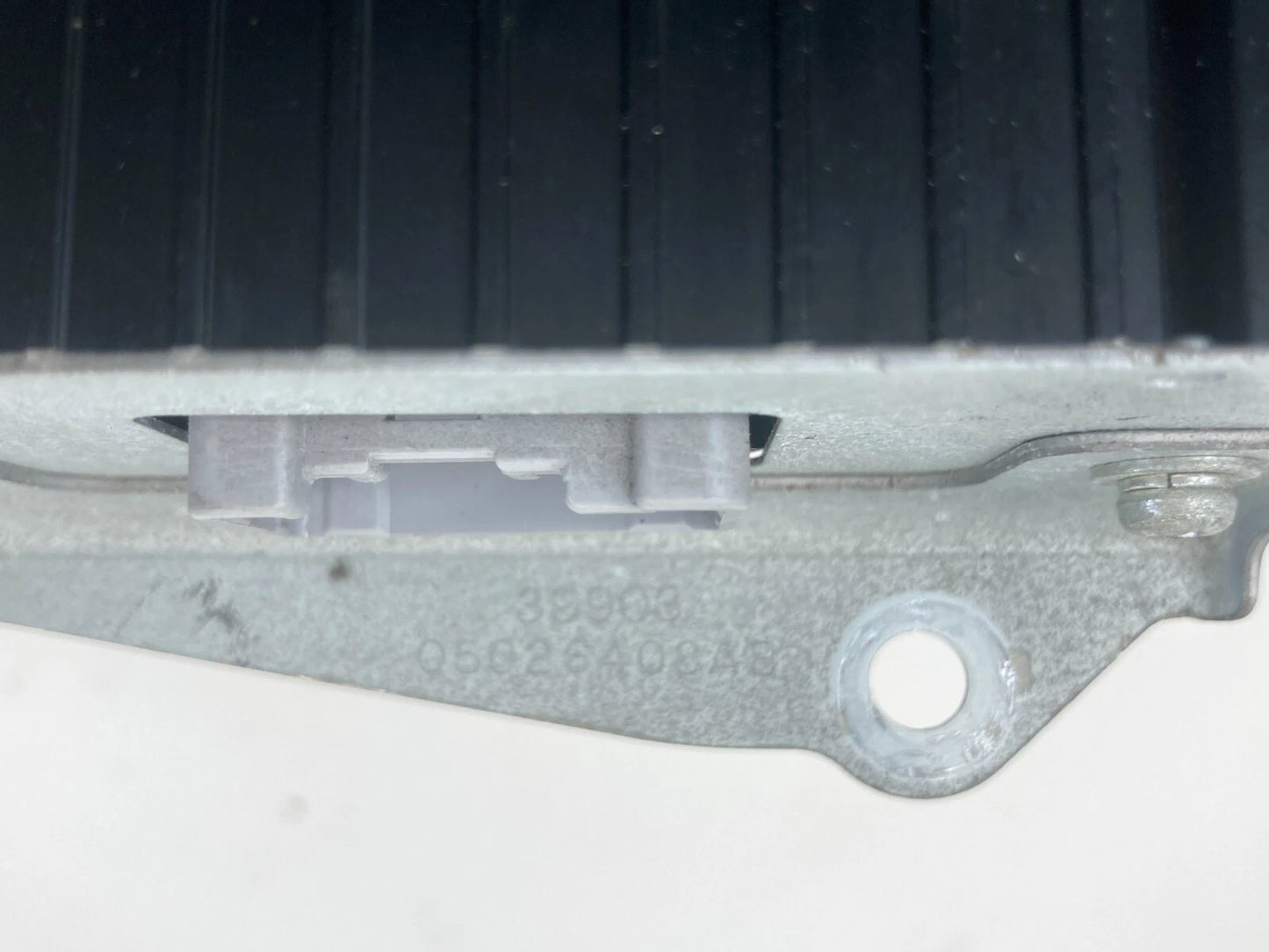 08-12 Chrysler Town & Country 08-12 Grand Caravan Power Inverter Unit 05026408AB