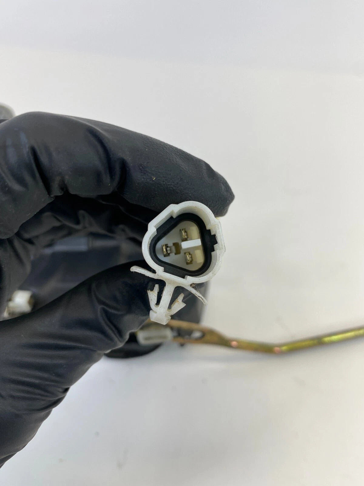 2003-2006 SUZUKI XL-7 FRONT LEFT DOOR LOCK LATCH ACTUATOR MECHANISM ASSEMBLY OEM