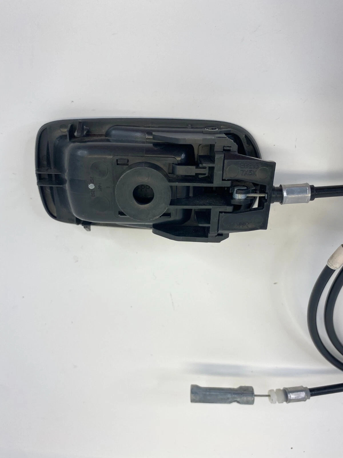 2007-2012 MAZDA CX-7 REAR SEAT FOLD DOWN RELEASE HANDLE W/ CABLE EG2157X5X OEM