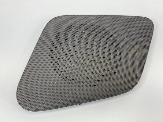 99-04 HONDA ODYSSEY FRONT RIGHT SIDE DOOR SPEAKER GRILLE COVER TRIM 83503-S0X