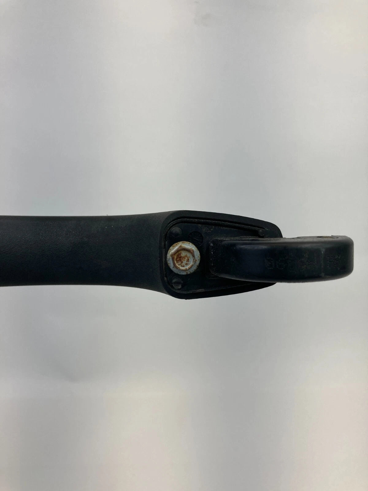 2007-2012 DODGE CALIBER REAR RIGHT SIDE EXTERIOR OUTER BACK DOOR HANDLE OEM