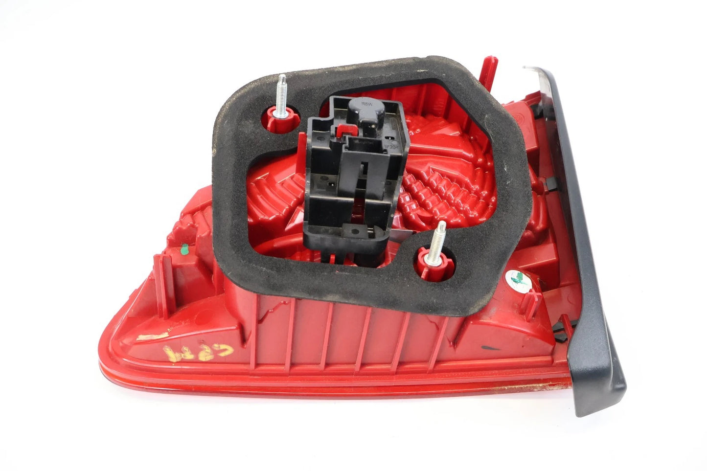 2011-2014 VW VOLKSWAGEN TOUAREG LEFT DRIVER TRUNK INNER TAILLIGHT 7P6-945-093-C