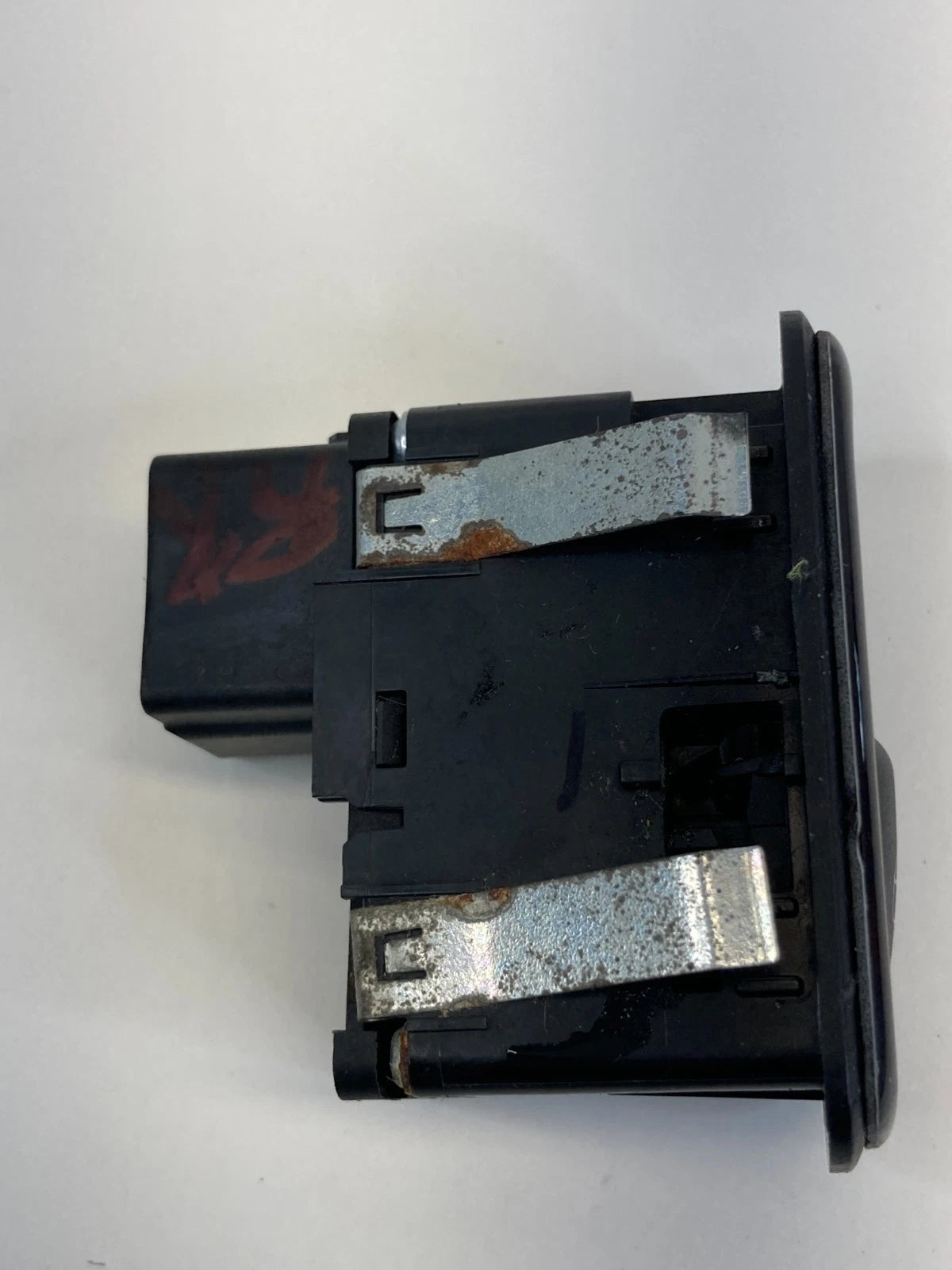 2008-2012 JEEP LIBERTY REAR RIGHT DOOR POWER WINDOW SWITCH 04602531 OEM