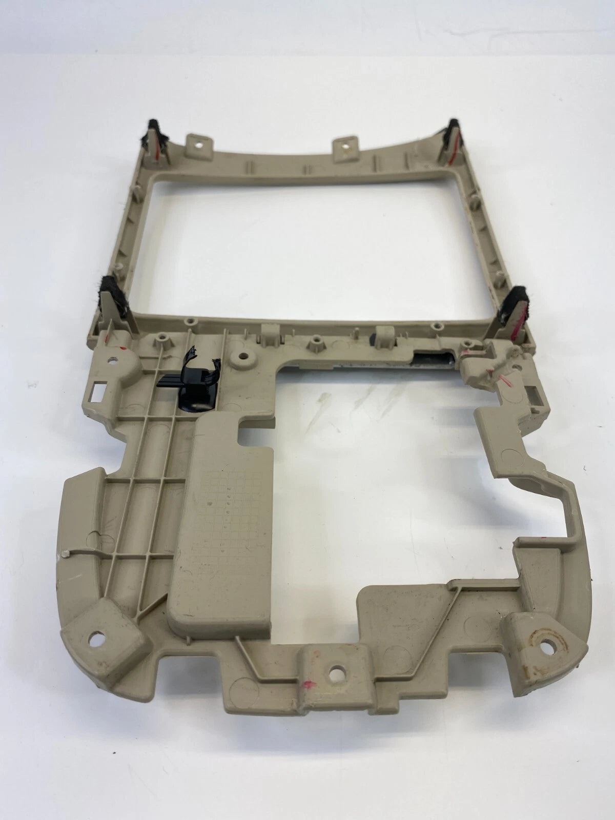07 08 09 HYUNDAI SANTA FE CENTER CONSOLE UPPER COVER TRIM BEZEL 84651-2B002 OEM