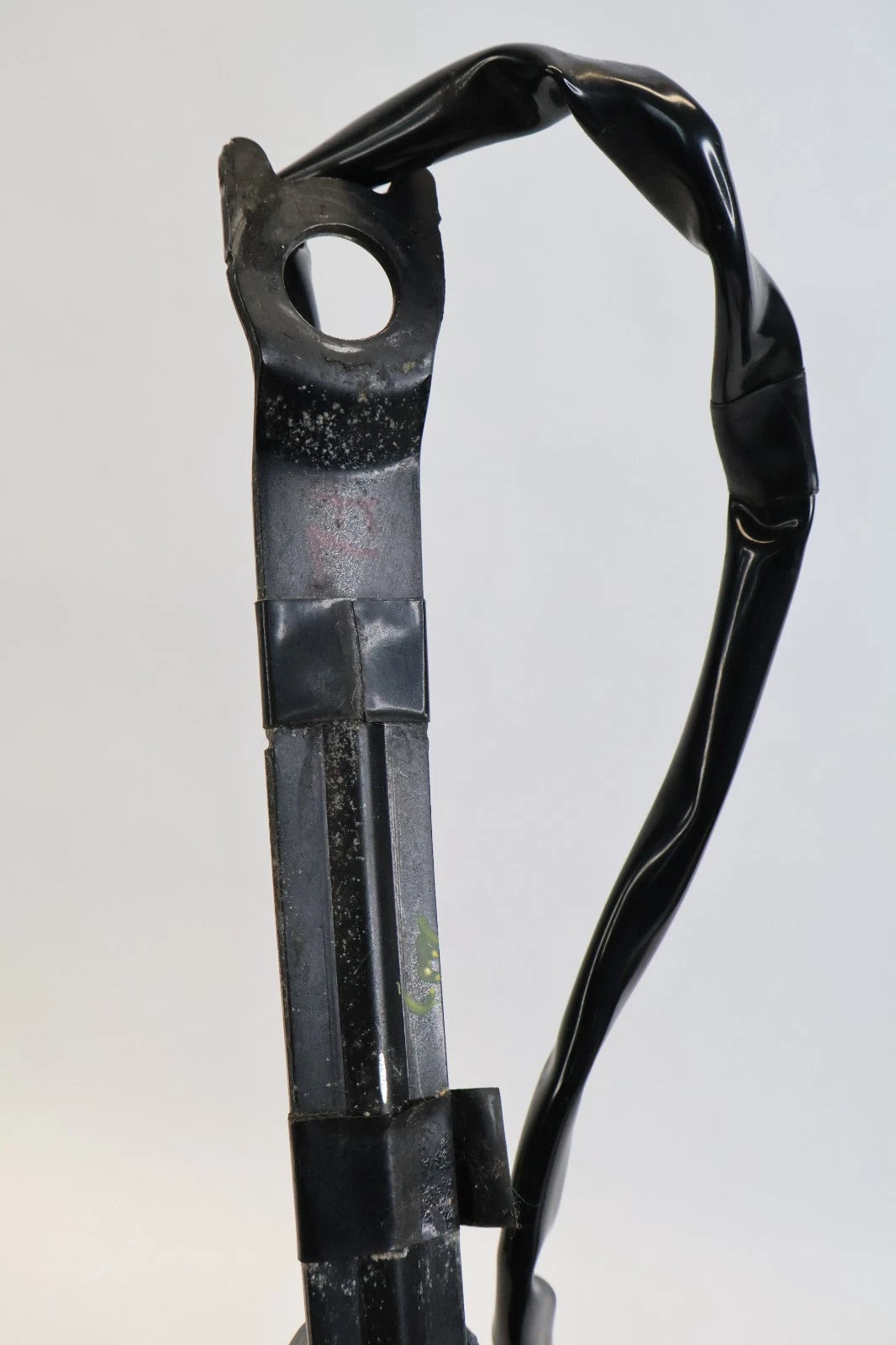 2004-2009 TOYOTA PRIUS FRONT LEFT DRIVER SIDE SEAT BELT BUCKLE E034501 OEM