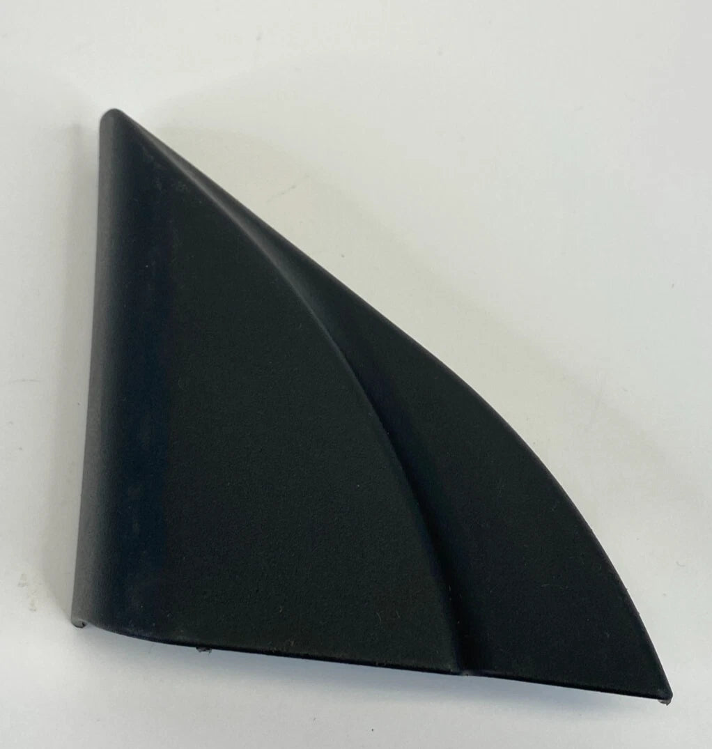 05-10 SCION TC FRONT LEFT SIDE DOOR INNER CORNER COVER MOLDING 67492-21070 OEM