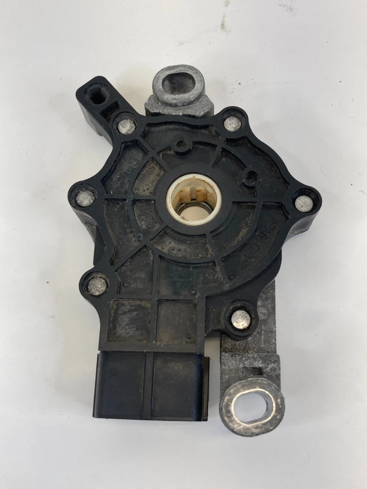 2012-2019 Kia Rio A/T Gear Position Sensor Inhibitor Neutral Safety Switch OEM