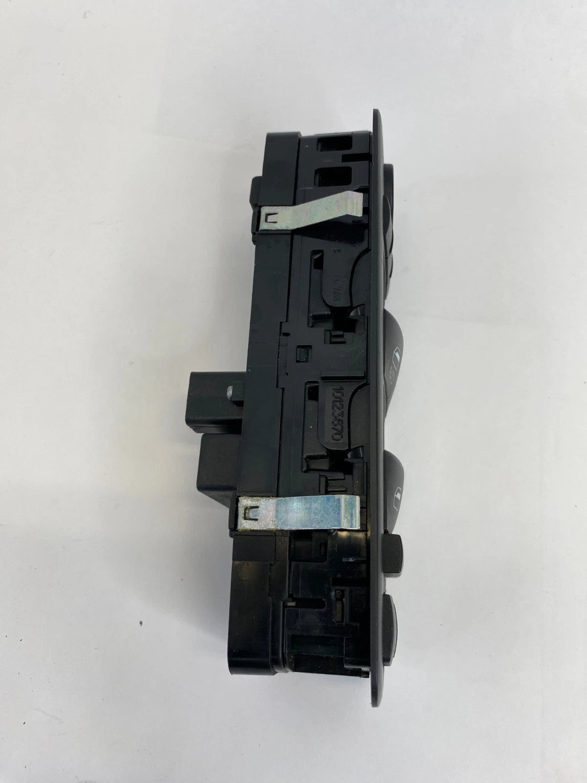 2015-2017 CHRYSLER 200 FRONT LEFT DOOR POWER MASTER WINDOW SWITCH 68271206AA OEM