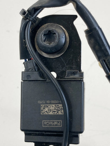 2013-2015 FORD ESCAPE FRONT RIGHT SIDE SEAT BELT BUCKLE CJ54-61208-A