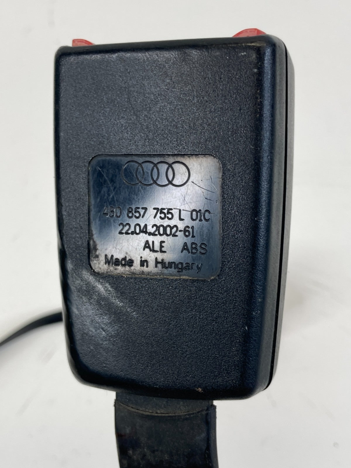 1998-2004 Audi A6 Quattro Front Left Side Seat Belt Buckle 4B0857755L OEM