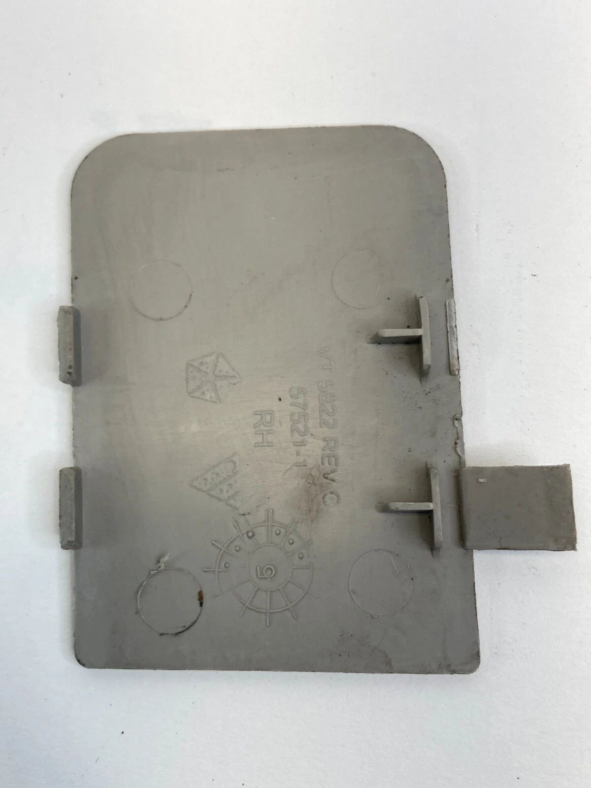 05-07 JEEP GRAND CHEROKEE INTERIOR RIGHT PASSENGER COVER CAP TRIM VT5822 57521