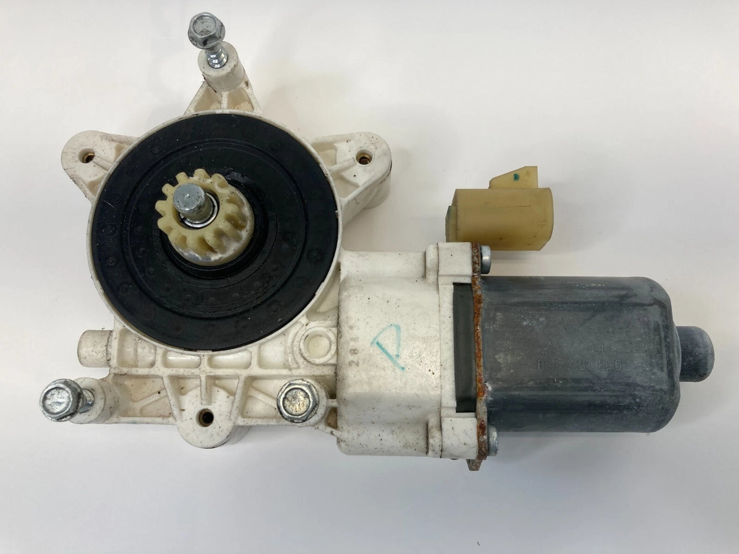 2006-2013 CHEVROLET IMPALA REAR LEFT SIDE DOOR POWER WINDOW MOTOR 0130822260 OEM