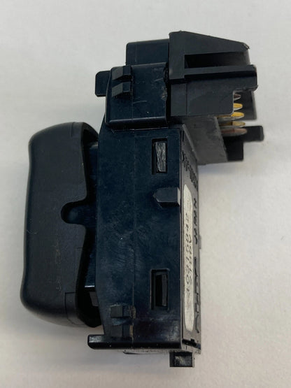 2005-2007 BUICK TERRAZA FRONT RIGHT SIDE DOOR LOCK CONTROL SWITCH 10315842 OEM
