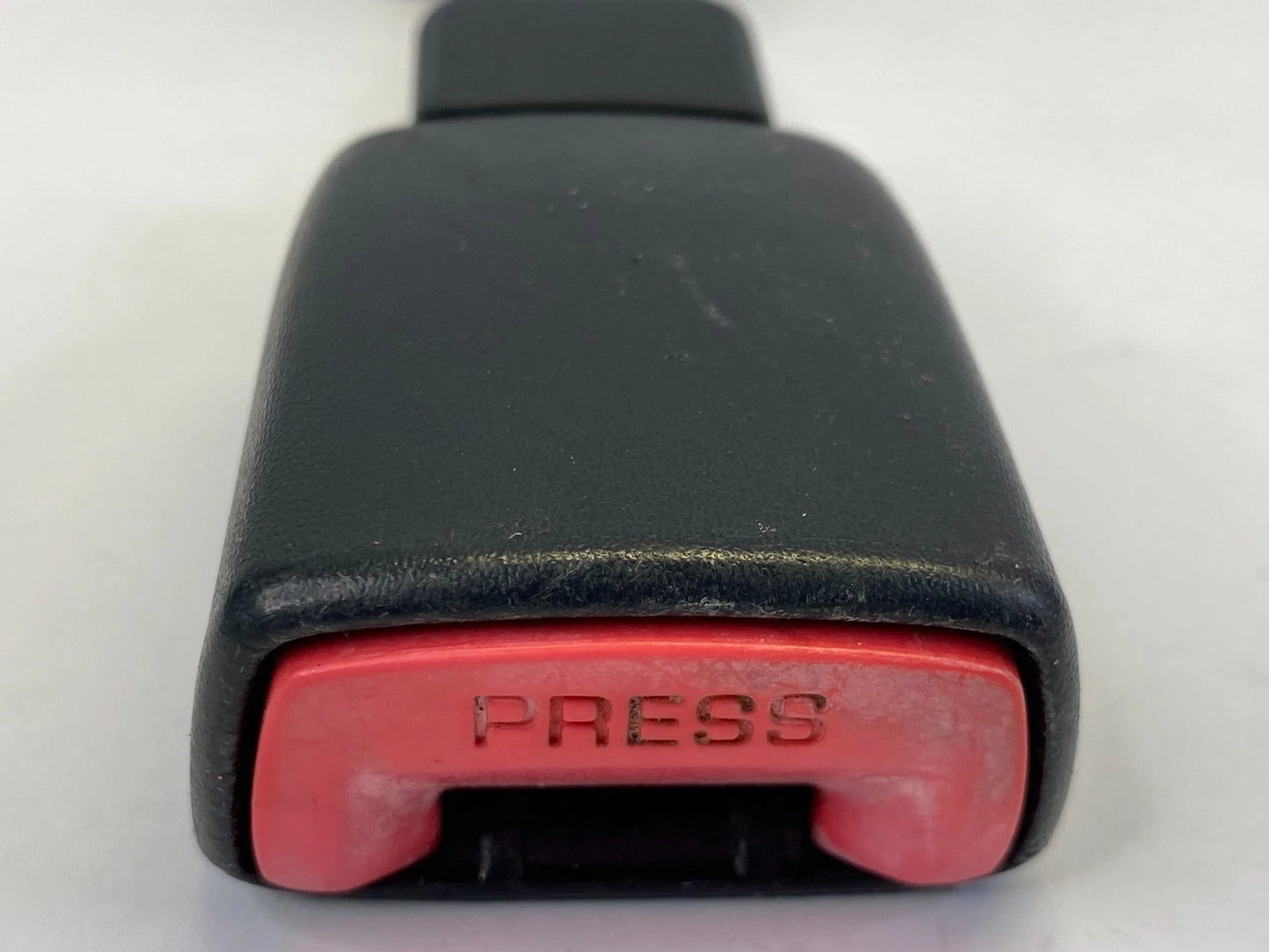 2007-2011 LEXUS GS350 FRONT LEFT DRIVER SEAT BELT BUCKLE ASSEMBLY E034501 OEM