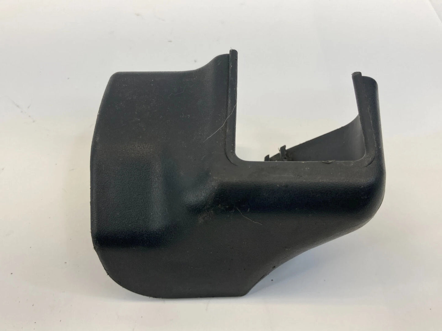 1998-2002 TOYOTA COROLLA LEFT SEAT TRACK END COVER TRIM 72138-02020 OEM