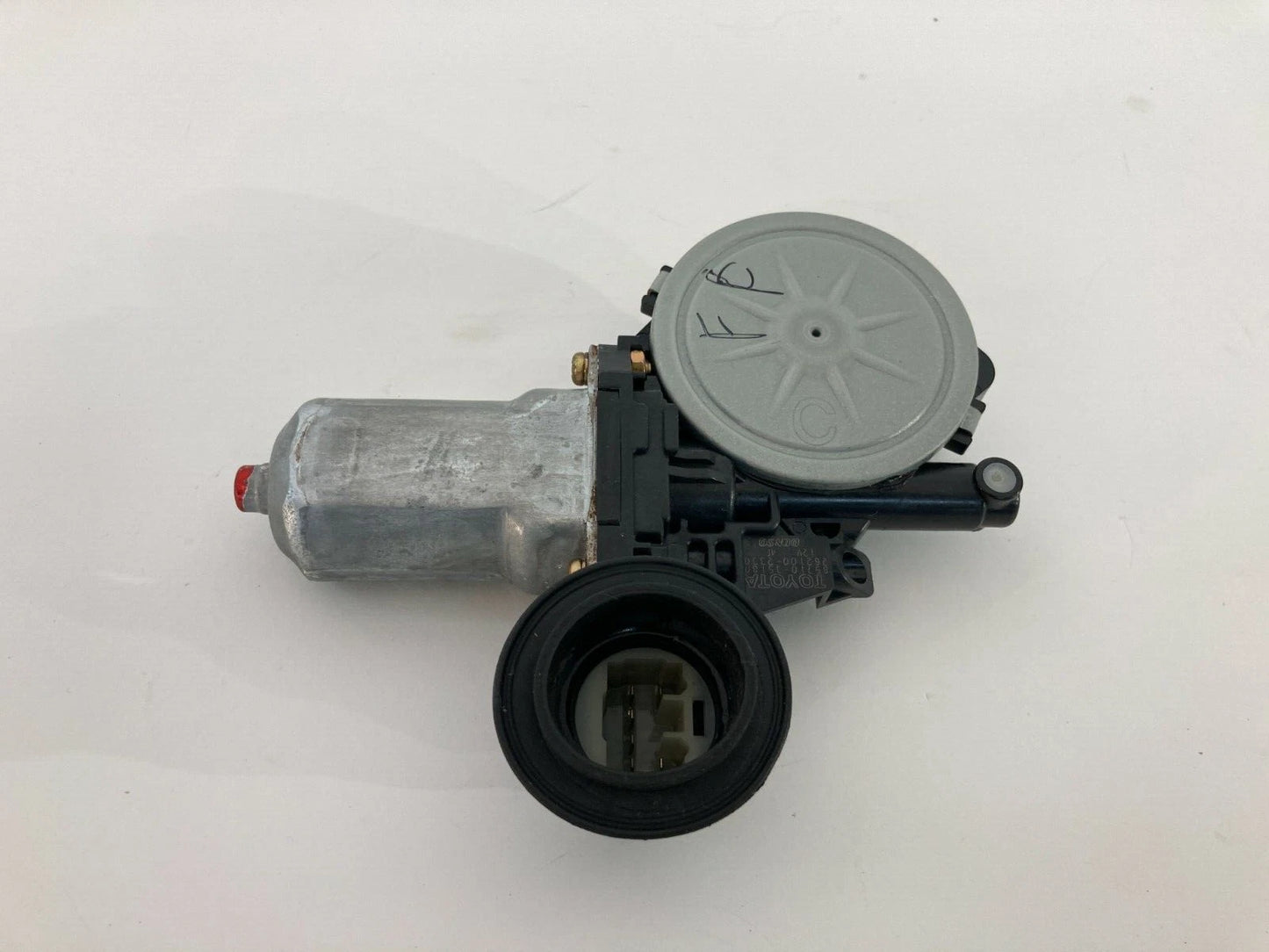 2004-2009 TOYOTA PRIUS FRONT RIGHT SIDE DOOR POWER WINDOW MOTOR 8571035180 OEM