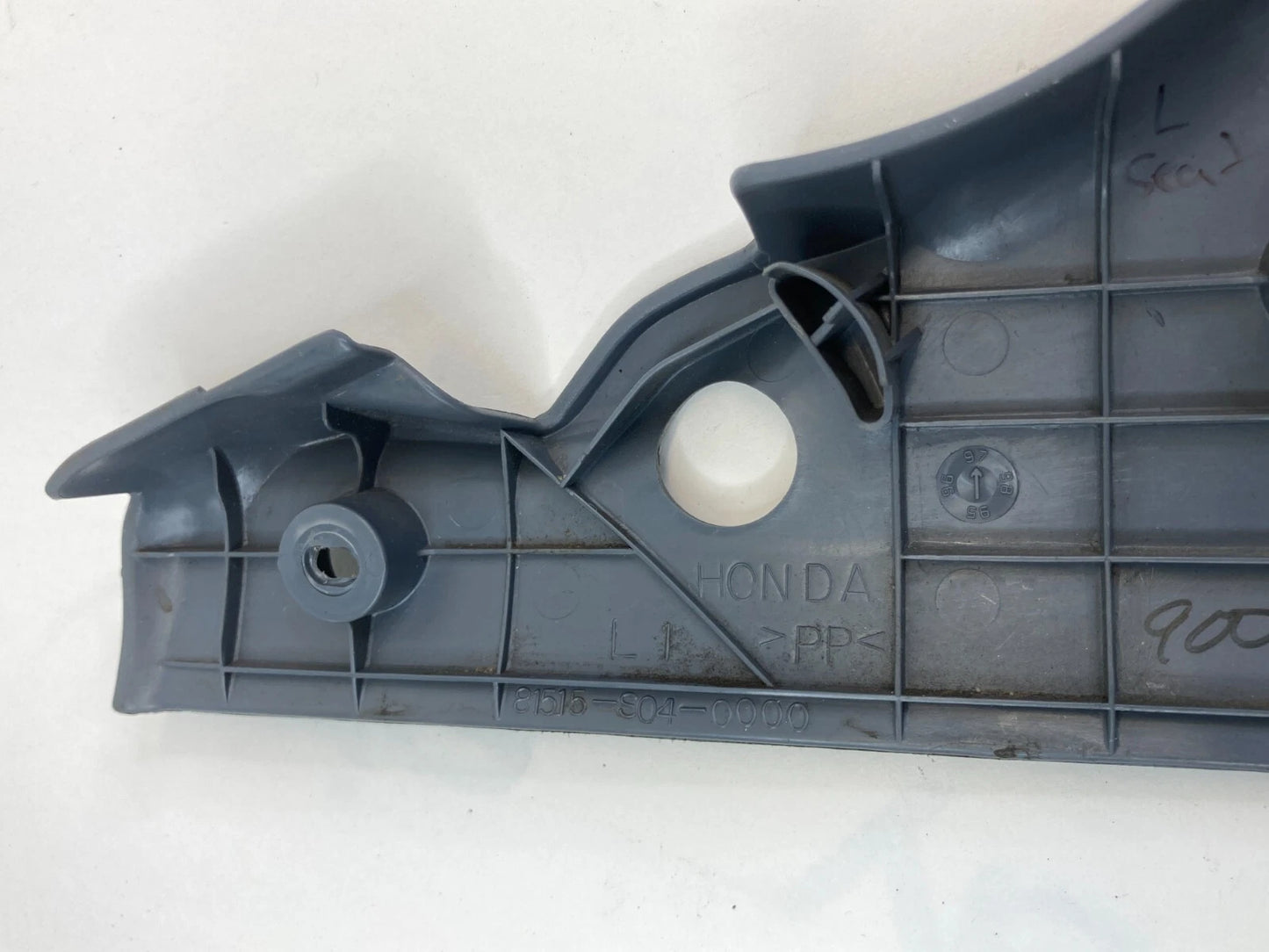 98-02 HONDA ACCORD SEDAN FRONT LEFT SEAT PANEL INTERIOR COVER 81515-S04-0000 OEM