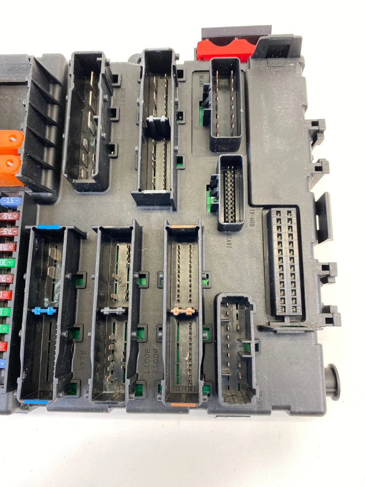 2003-2006 SAAB 9-3 2.0L L4 REAR TRUNK DISTRIBUTION FUSE BOX RELAY 12805846 OEM