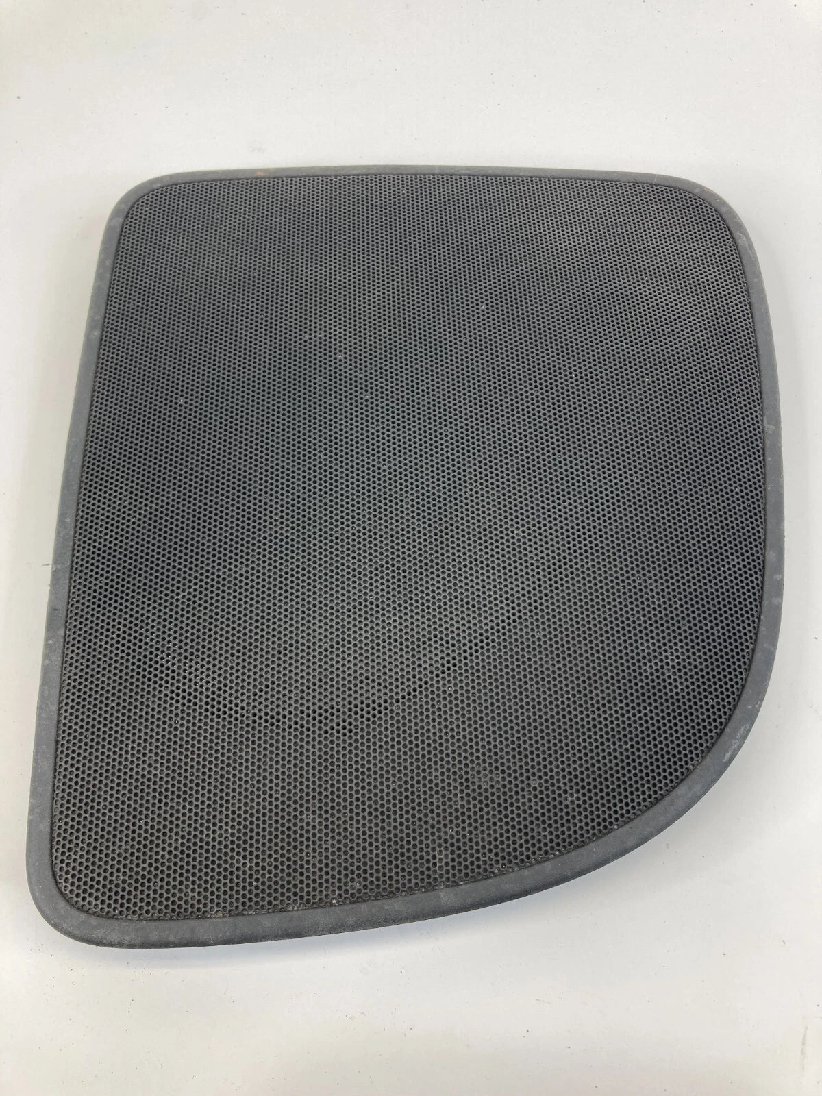 03-07 HONDA ACCORD COUPE REAR LEFT SIDE SPEAKER GRILLE COVER 84500-SDNA-A010 OEM