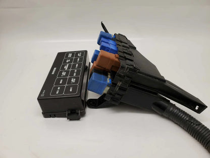 2002 2003 NISSAN MAXIMA UNDER HOOD FUSE RELAY BOX JUNCTION BLOCK 2Y900 D OEM