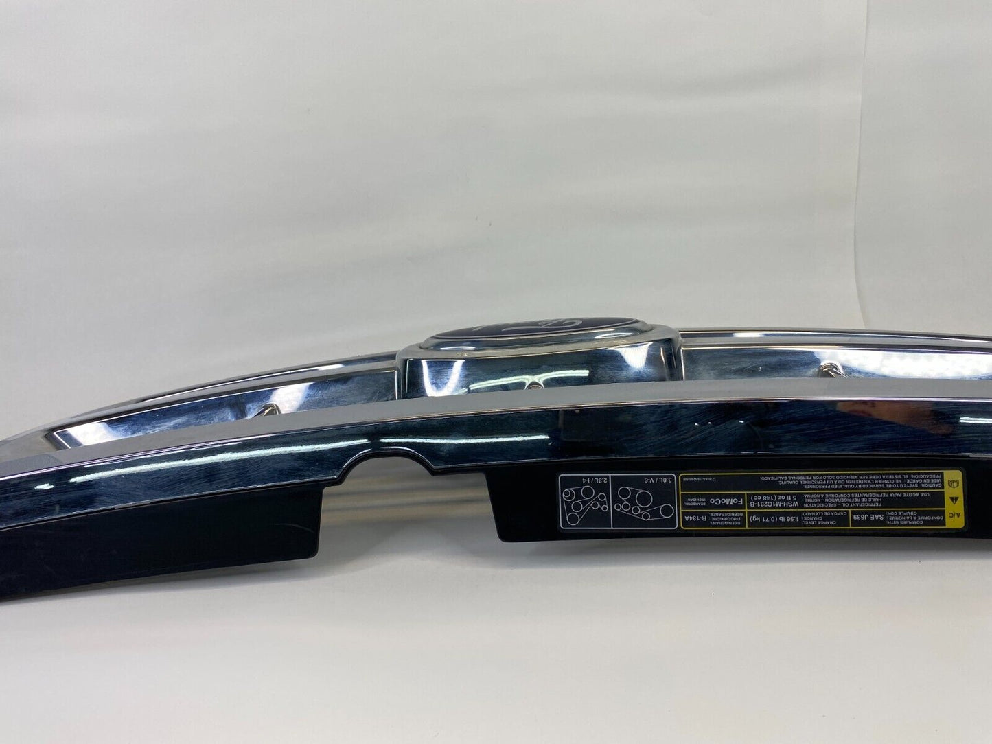 2008-2012 Ford Escape Front Bumper Center Grill Grille w/ Emblem 8L84-8150-ACW