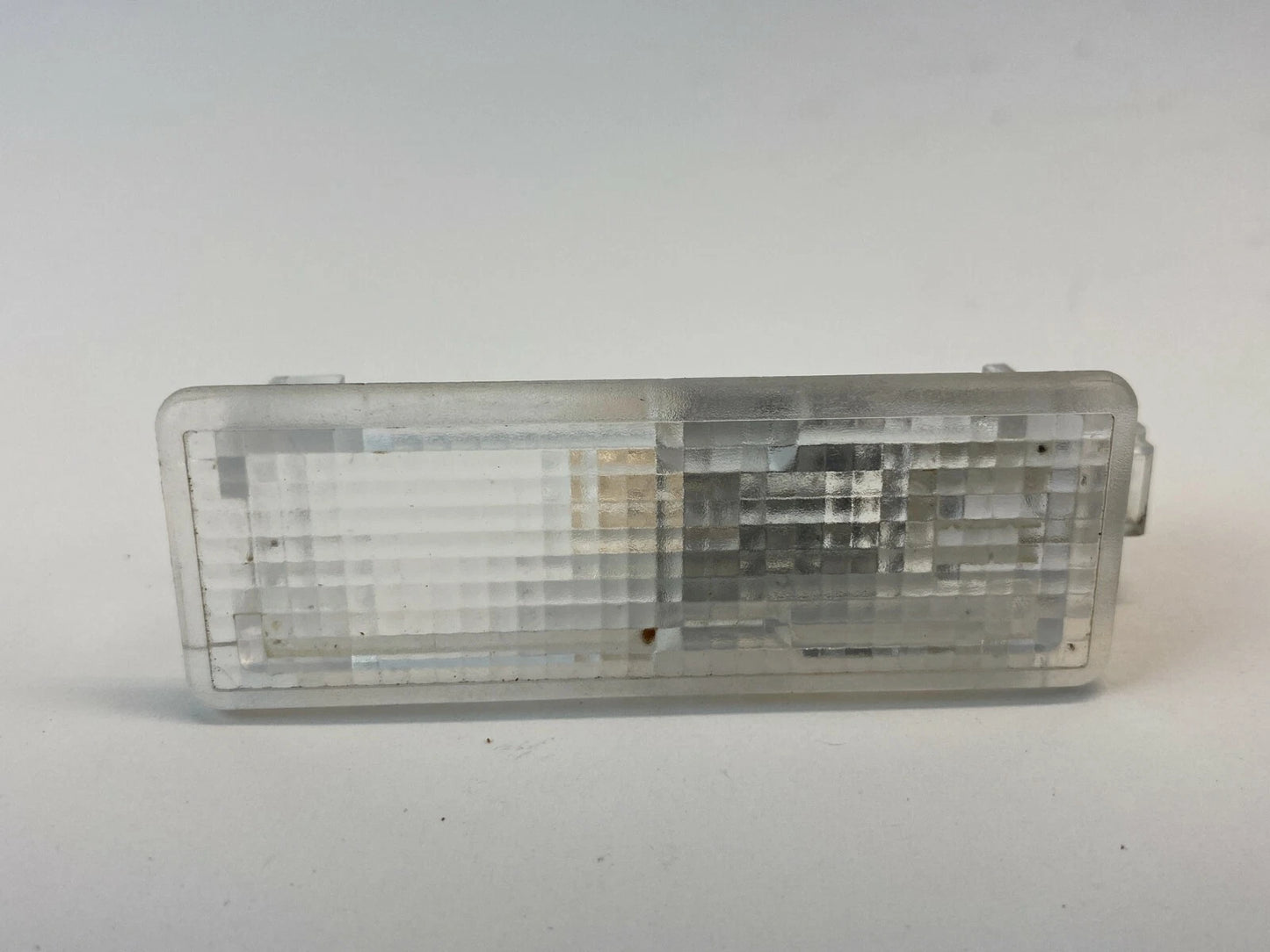 04 05 BMW 545I 04-07 525I REAR LEFT SIDE INNER DOOR LIGHT COURTESY LAMP 6961999