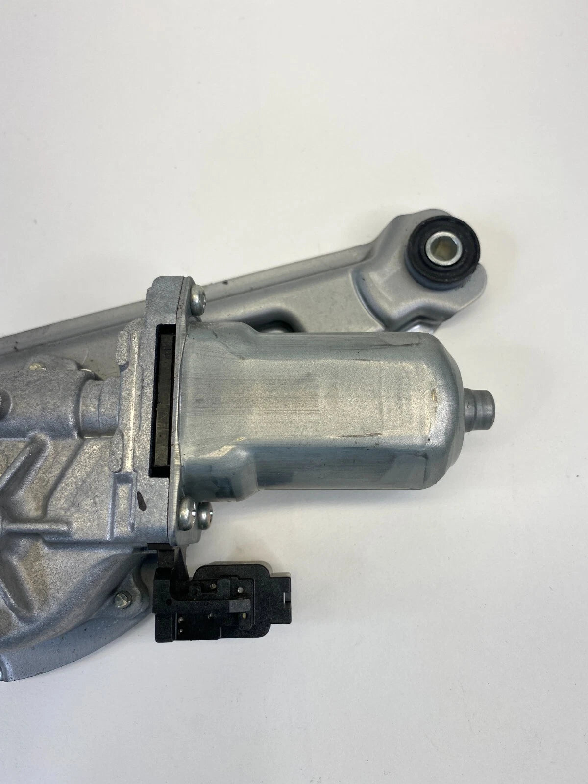 09-20 DODGE JOURNEY HATCH TAILGATE BACK WINDSHIELD REAR WIPER MOTOR 05178201AC