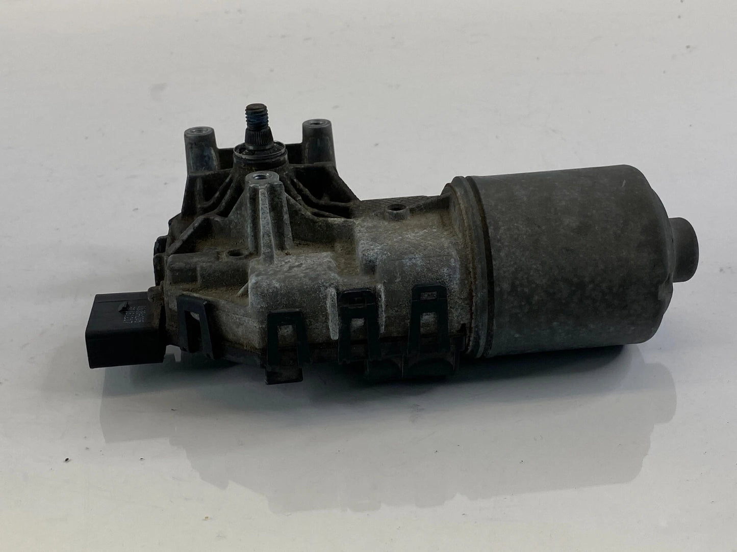 2009-2020 DODGE JOURNEY WINDSHIELD FR WIPER MOTOR ASSEMBLY BOSCH OEM 0390241619