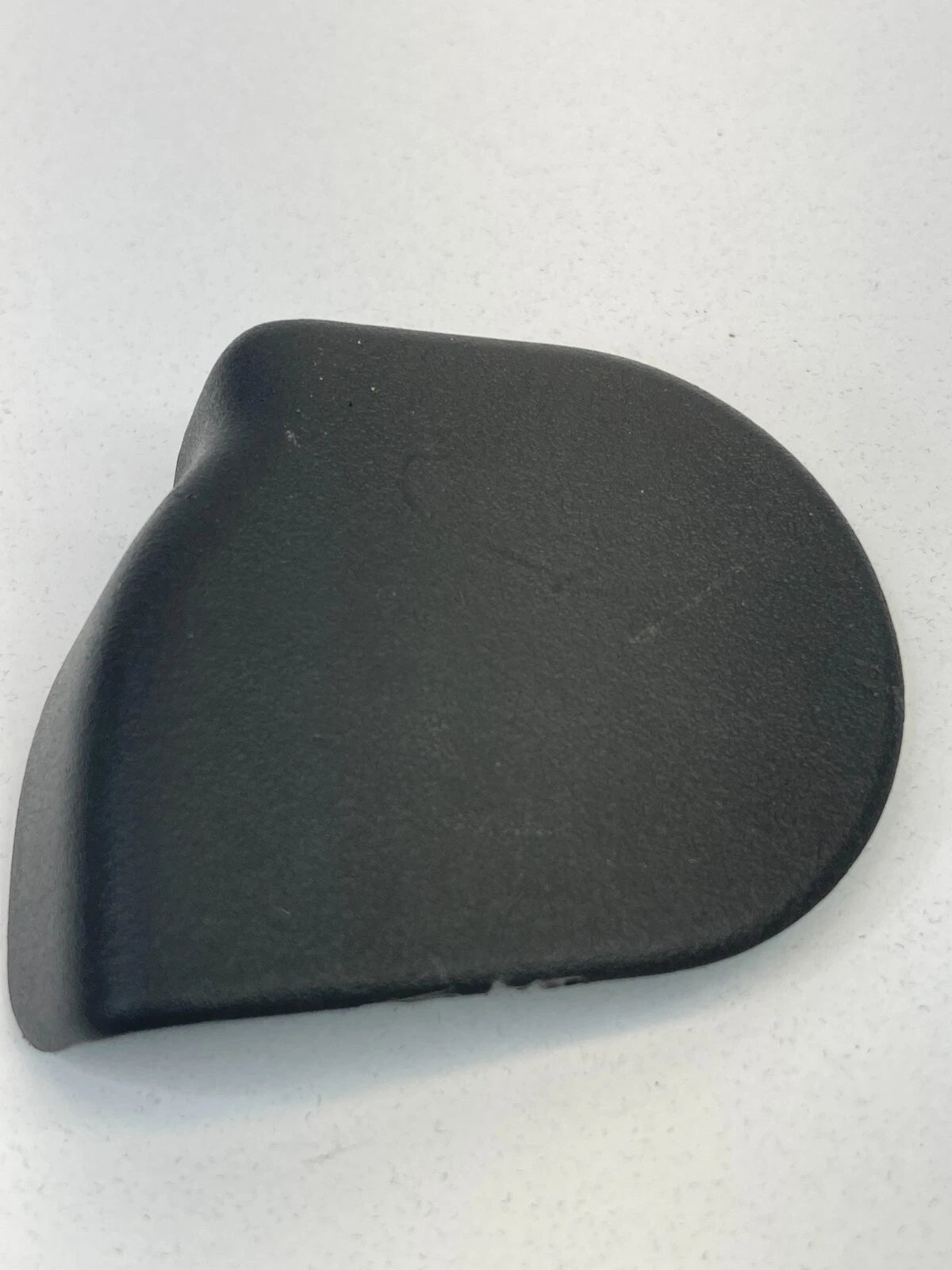 2010 2011 DODGE CALIBER FRONT LEFT DRIVER SIDE INNER DOOR SCREW CAP COVER TRIM