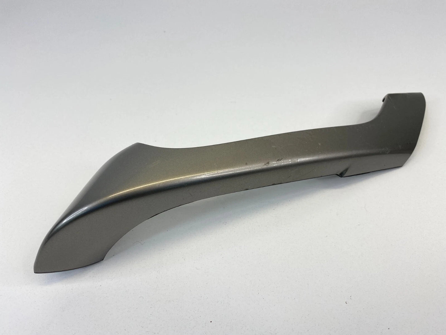05-09 PONTIAC G6 FRONT RIGHT PASSENGER DOOR PULL HANDLE COVER UNIT OEM 15238536