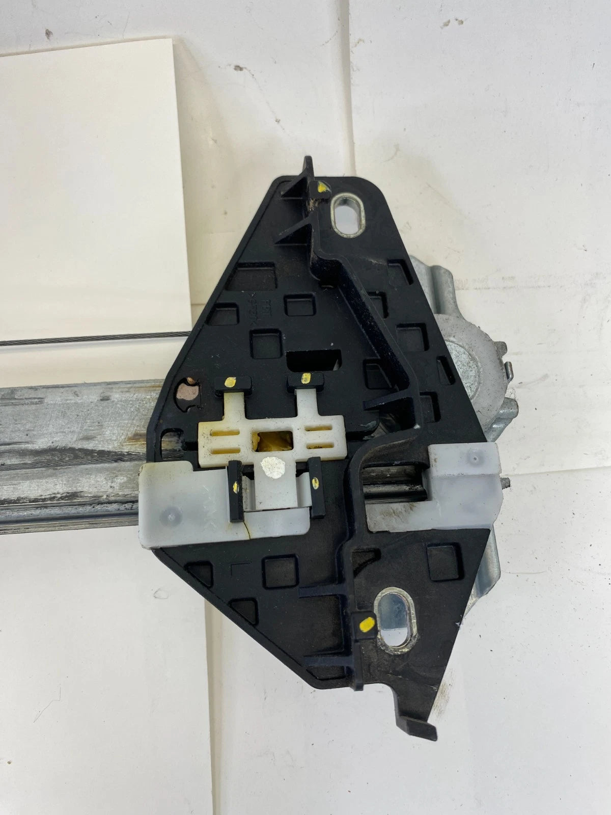 2007-2011 HONDA CR-V CRV FRONT LEFT DRIVER DOOR WINDOW MOTOR W/ REGULATOR OEM