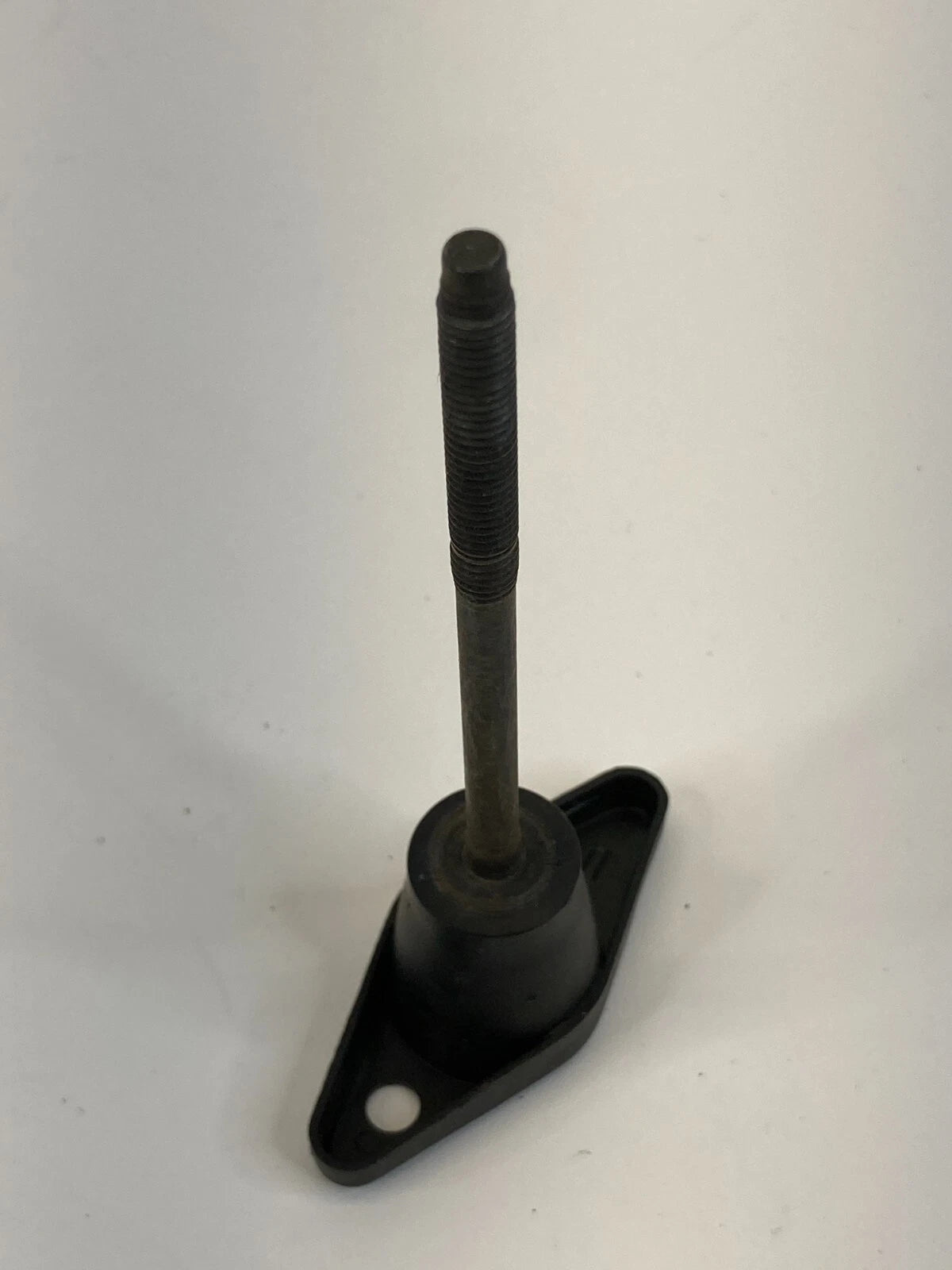 08-17 BUICK ENCLAVE SPARE TIRE JACK HOLD DOWN MOUNT BOLT RETAINER OEM FACTORY
