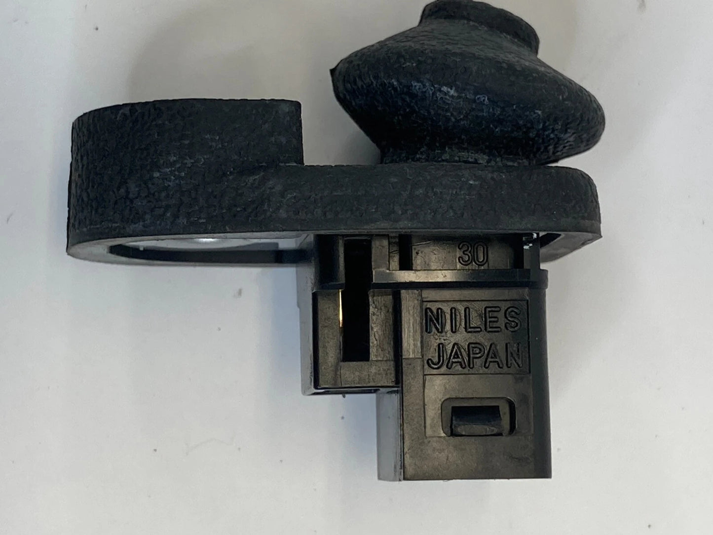 2000-2014 NISSAN MAXIMA SEDAN DOOR LIGHT AJAR SWITCH JAMB SENSOR OEM