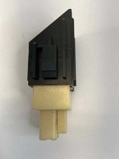 2003-2008 MAZDA6 MAZDA 6 SEDAN TRUNK LID RELEASE OPEN BUTTON SWITCH 15A489
